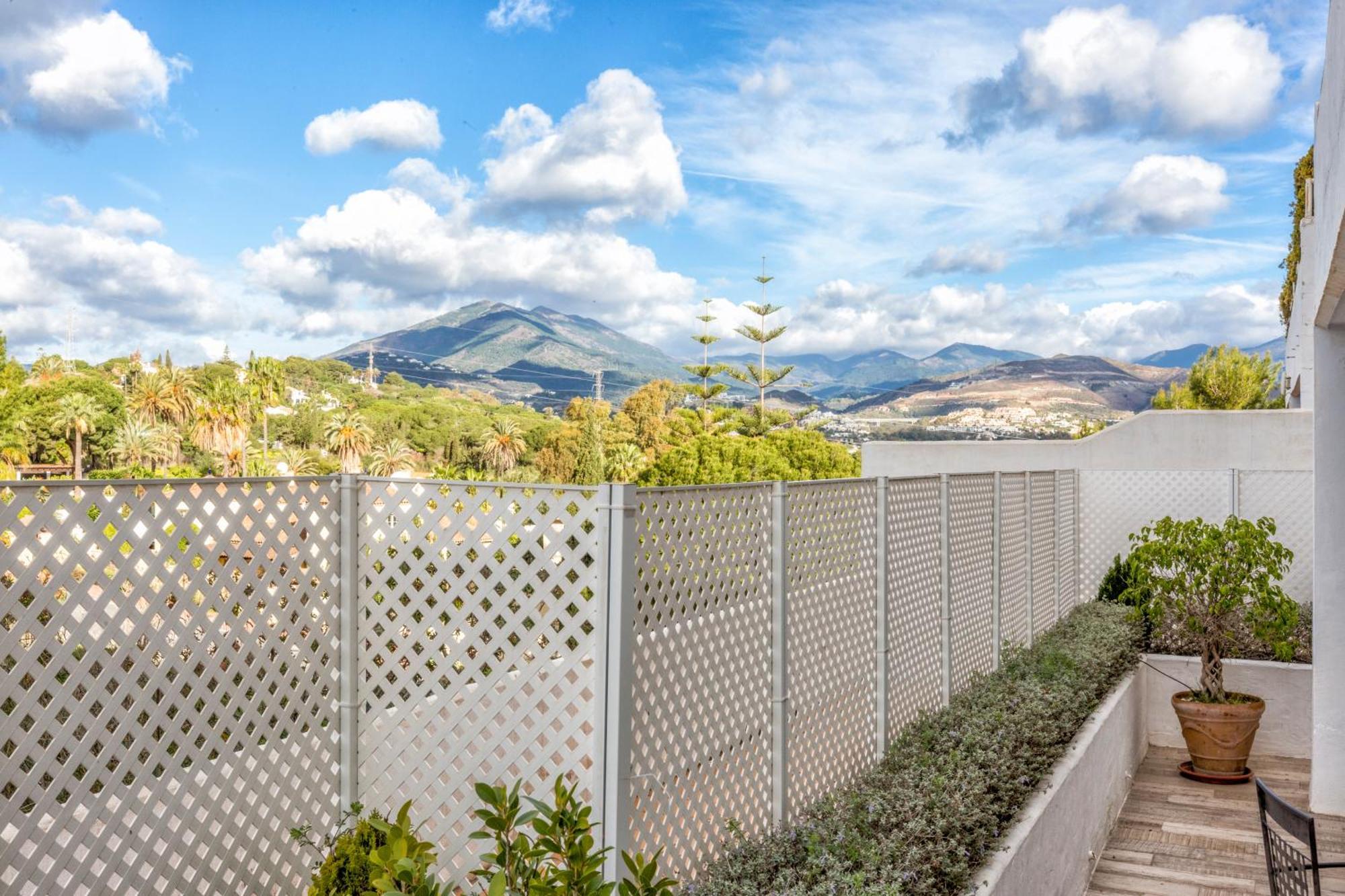 Апартаменты Jardines De Andalucia Марбелья Экстерьер фото